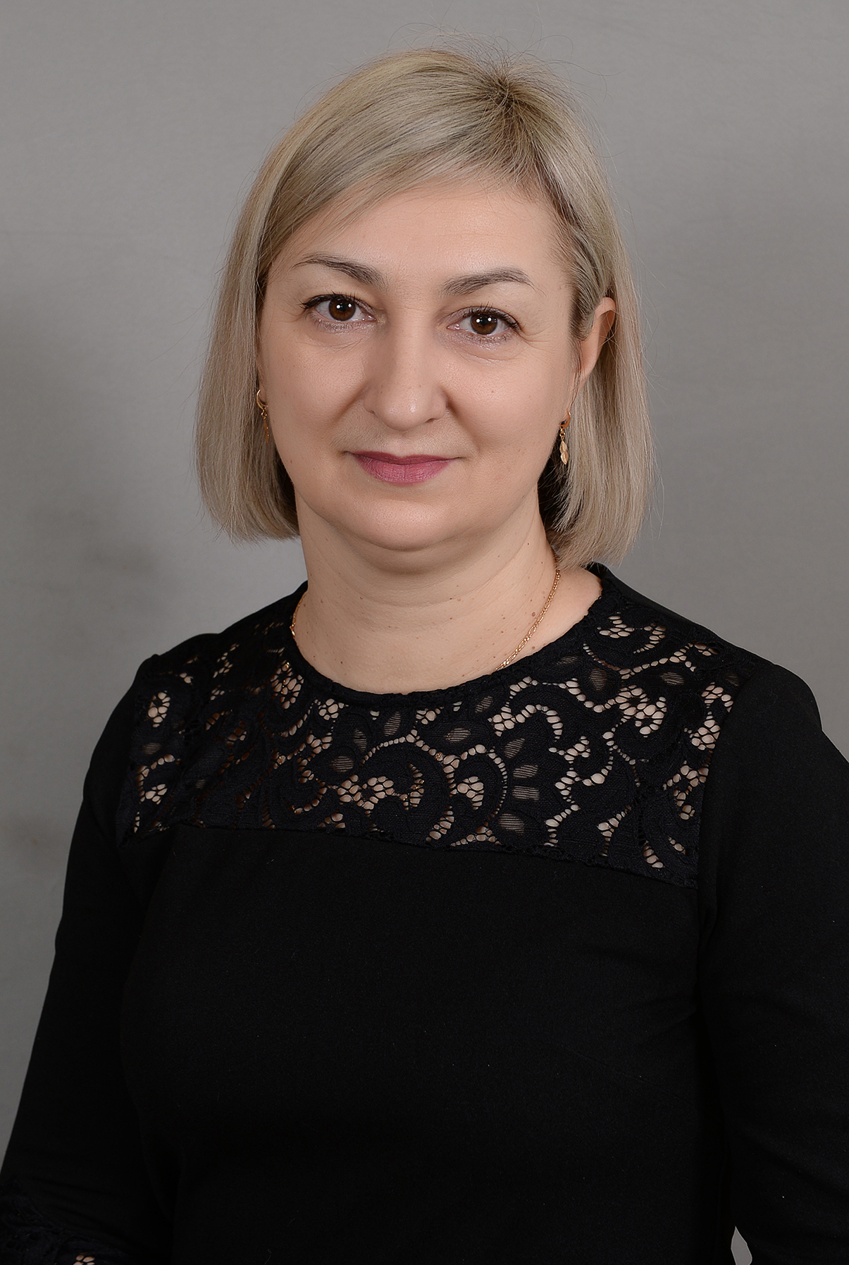 Воспитатель высшей категории Насонова Евгения Владимировна.